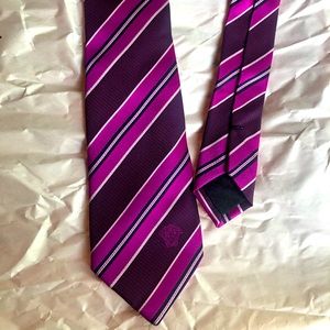 Versace tie!!